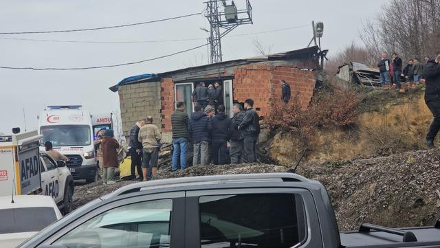 Zonguldak ta maden ocağı g&ouml;&ccedil;t&uuml;: Mahsur kalan iş&ccedil;iler var 2