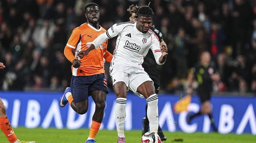 Beşiktaş'a El Bilal Toure'den k&ouml;t&uuml; haber! Siyah-beyazlılar resmen yıkıldı