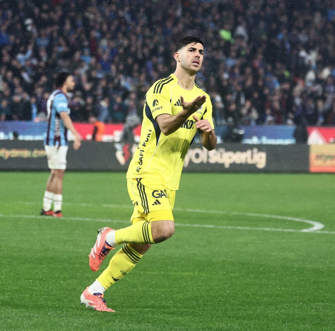 İspanyollar duyurdu! Fenerbah&ccedil;e nin kalbi i&ccedil;in geliyorlar: 15 milyon euro 3