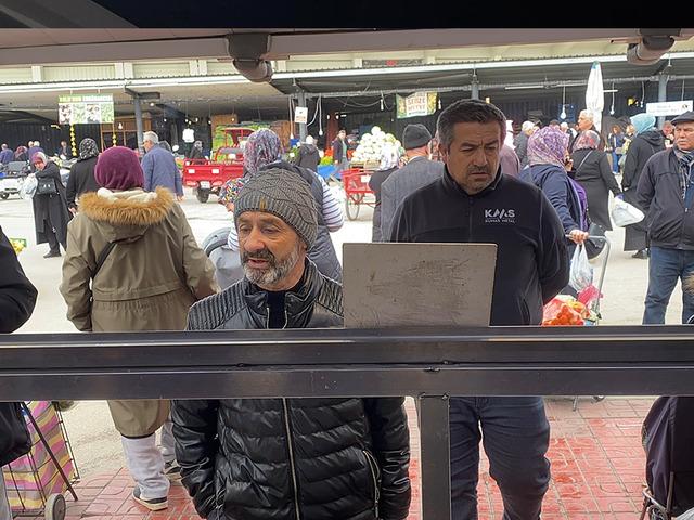 Kilosu 200 TL, vatandaş sıraya girdi! Hi&ccedil;biri onun kadar satılmıyor
