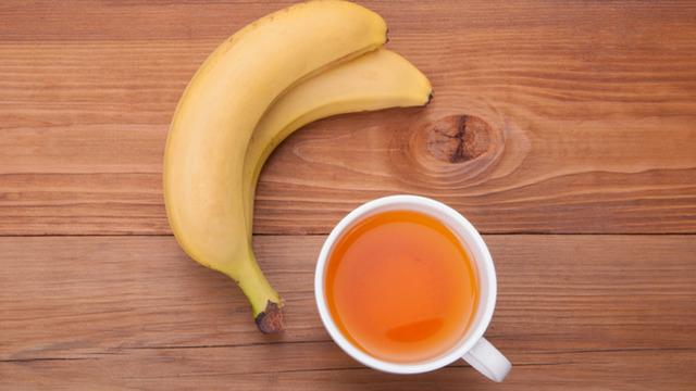 Asıl şifa kabuğundaymış: İşte uyutan sıcak muz suyu