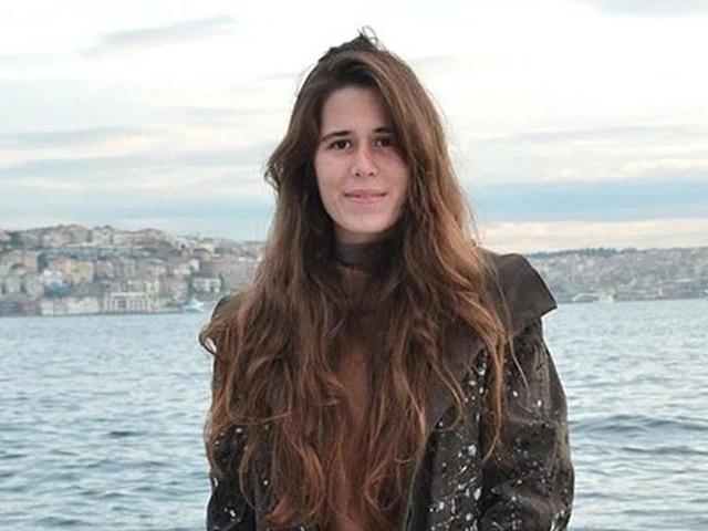 &Ccedil;eşme Belediye Başkanı Lal Denizli ifadeye &ccedil;ağrıldı