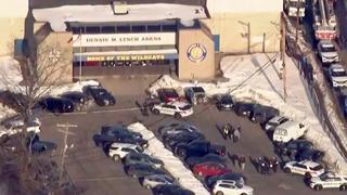 Son dakika: ABD&rsquo;de buz hokeyi ma&ccedil;ında silahlı saldırı: &Ouml;l&uuml; ve yaralılar var