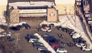 ABD&rsquo;de buz hokeyi ma&ccedil;ında silahlı saldırı: &Ouml;l&uuml; ve yaralılar var