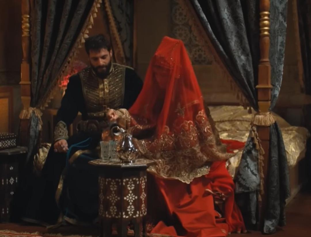 Mehmed: Fetihler Sultanı ndaki gerdek sahnesine eleştiri yağdı!  Rezalet   2
