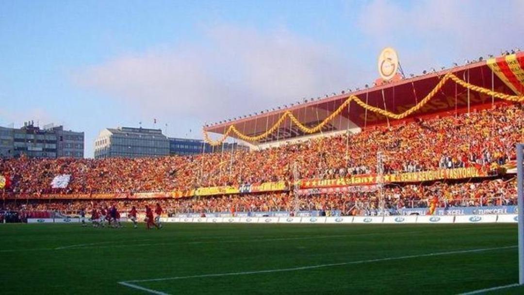 Roma, Milan, Juventus&hellip; Hi&ccedil;biri başaramadı! 63 yıllık Galatasaray ger&ccedil;eği 1