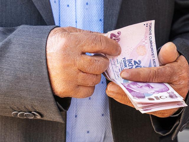 'Artık kesinleşti' Emeklinin beklediği zam i&ccedil;in en g&uuml;&ccedil;l&uuml; senaryo belli oldu
