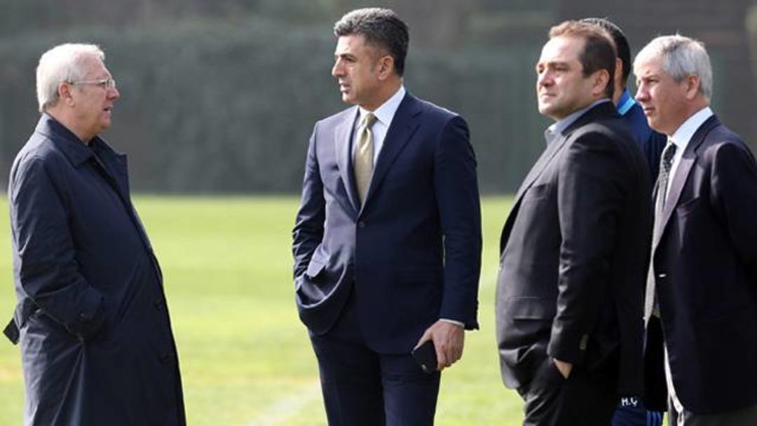 Fenerbah&ccedil;e'de gidecek 6 isim belli oldu