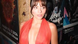 &Uuml;nl&uuml; oyuncu evleniyor! D&uuml;ğ&uuml;n yeri belli oldu