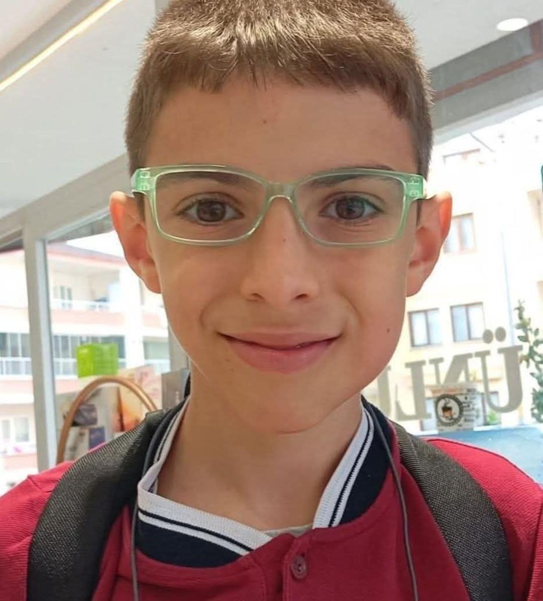 Trabzon’da kahreden ‘sanal oyun’ iddiası! 13 yaşındaki çocuk odasında ölü bulundu 2