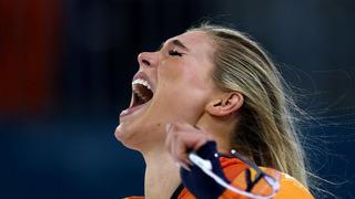 Fermuarı açışı 1 milyon dolar... Herkes patenci Jutte Leerdam'ı konuşuyor! Olimpiyat'a damga vuran an