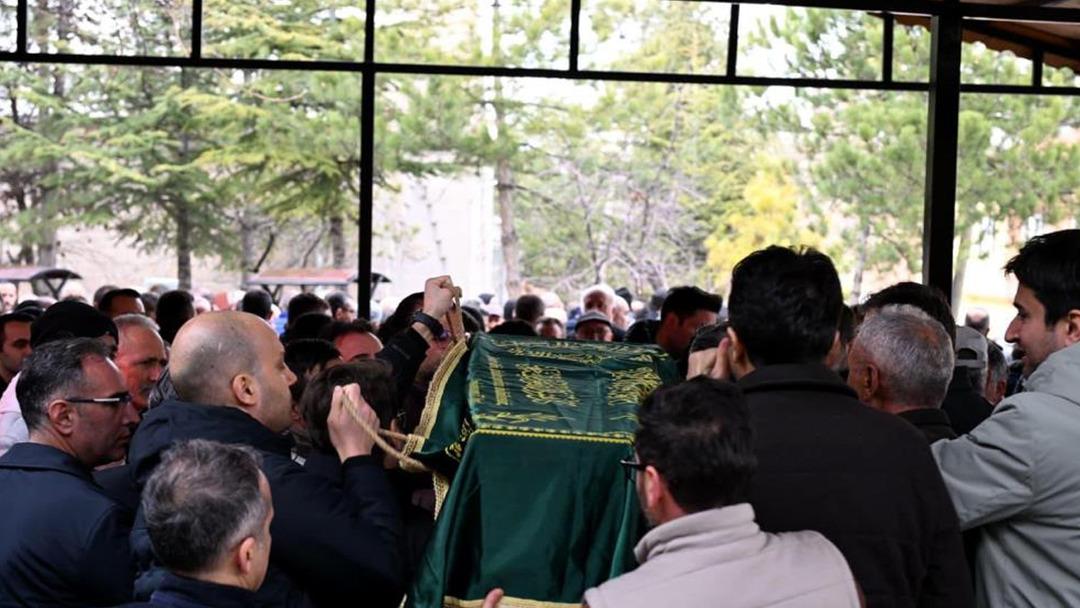 Resmen cinayet! Yaya ge&ccedil;idinde motosikletin &ccedil;arptığı bebek hayatını kaybetti 1