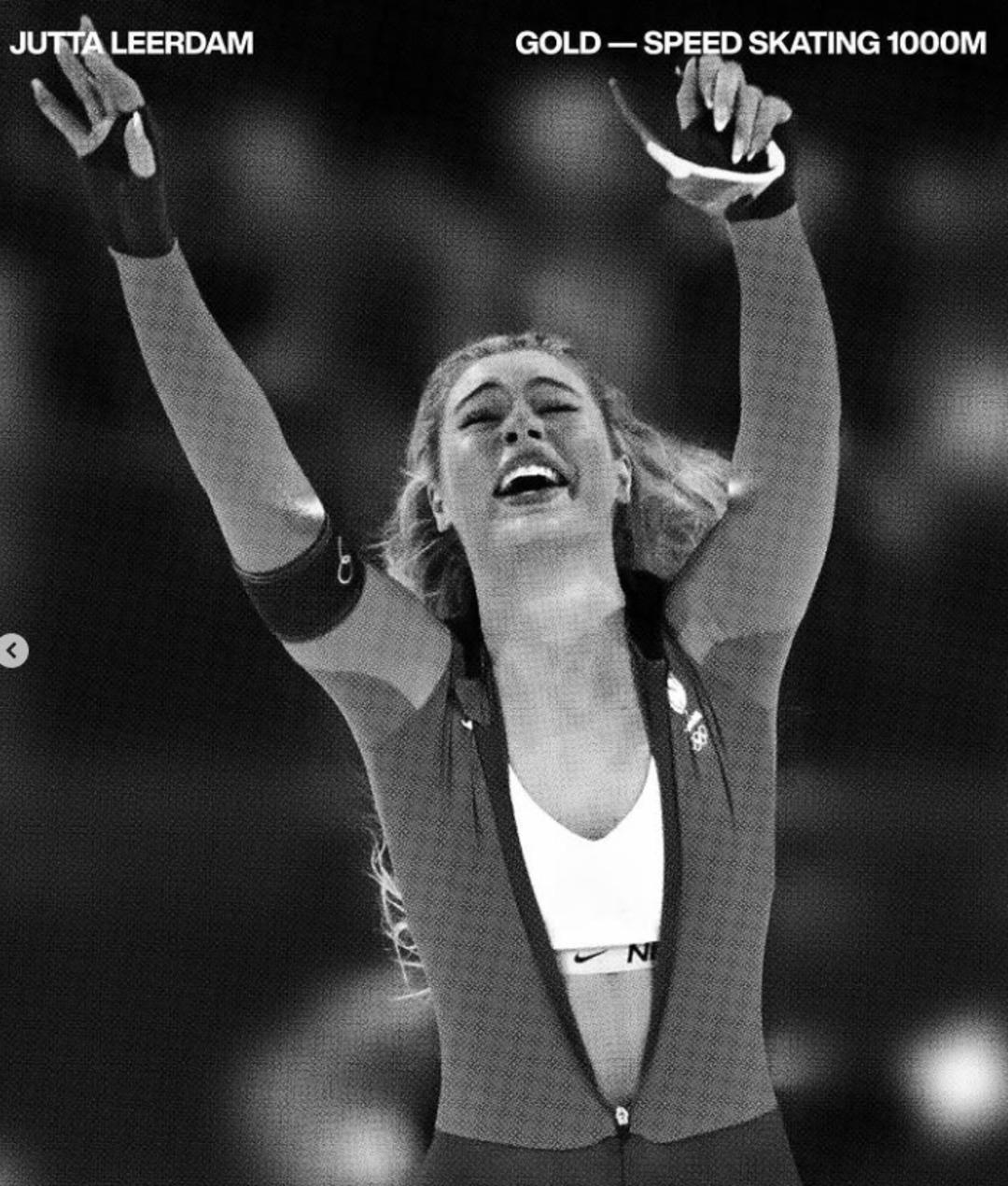 Fermuarı a&ccedil;ışı 1 milyon dolar... Herkes patenci Jutte Leerdam ı konuşuyor! Olimpiyat a damga vuran an 2