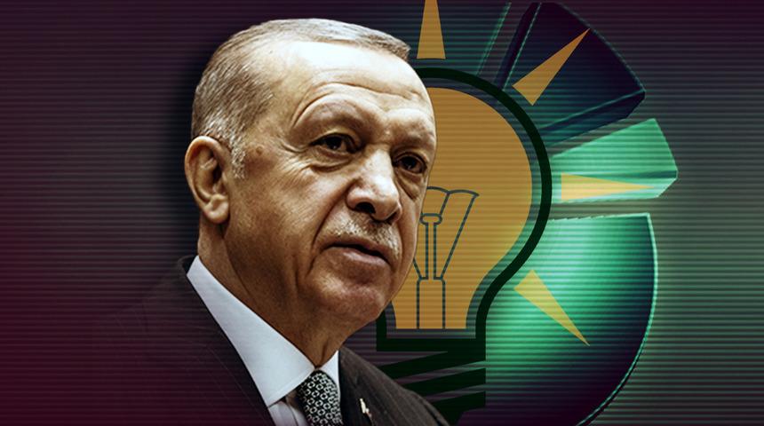 AK Partili isim a&ccedil;ıkladı! İşte Erdoğan'ın masasındaki anket sonu&ccedil;ları