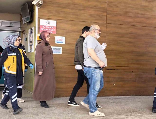 Mobilya ustası, 3 parmağını frezeye kaptırdı 1