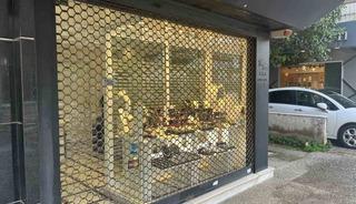 İzmir&rsquo;de kuyumcuya silahlı soygun girişimi