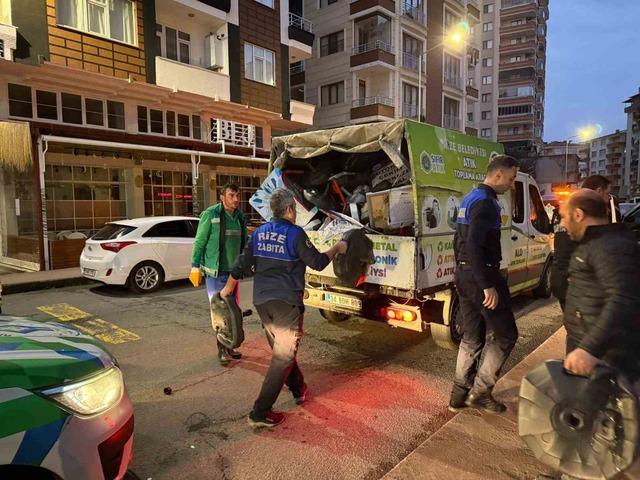 Rize&rsquo;de kaldırım işgallerine y&ouml;nelik reklam operasyonu 1