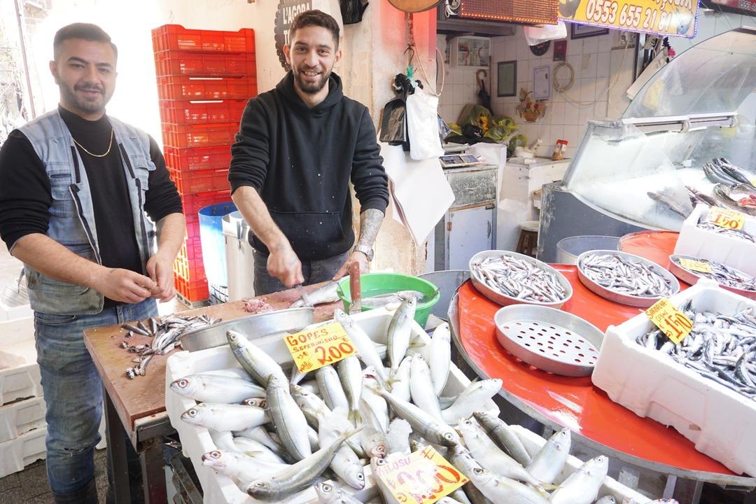Vatandaş ikiye bölündü: İftarda balık susatır mı? 4