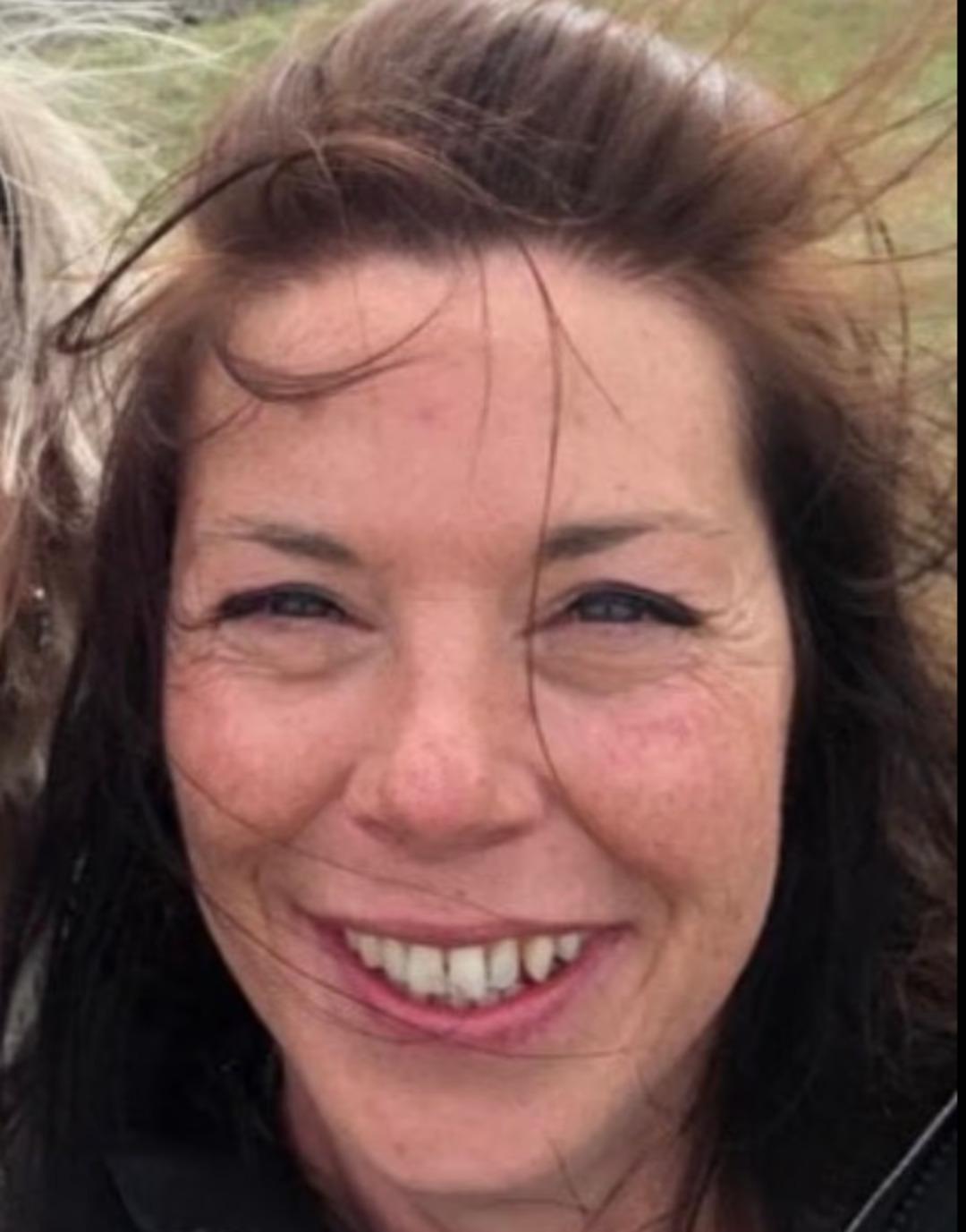 Kıbrıs ta sahte d&uuml;ğ&uuml;nle &ouml;len sevgilisiyle evlendi: Kendi kızının serveti ka&ccedil;ırdı! 4