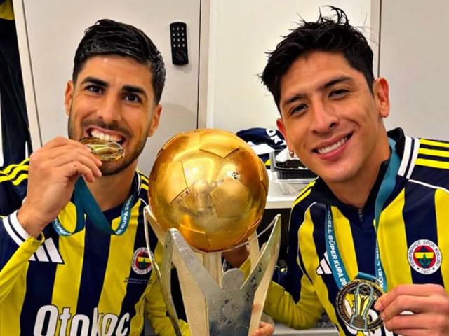 Fenerbah&ccedil;e'de Edson Alvarez şoku! K&ouml;t&uuml; haber geldi, ameliyat masasına yattı