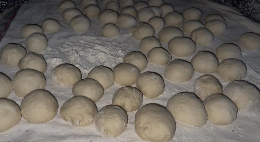 3 kız kardeşin tandır başında Ramazan hazırlığı başladı 8