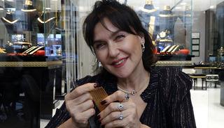 T&uuml;rkiye&rsquo;nin tek orijinal takısı: Şevval Sam&rsquo;dan UNESCO &ccedil;ağrısı