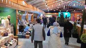 Samsun'da herkese hitap eden Ramazan Sokağı a&ccedil;ıldı