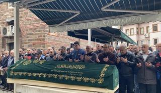 Feci kazada hayatını kaybeden gen&ccedil; adam g&ouml;zyaşlarıyla uğurlandı