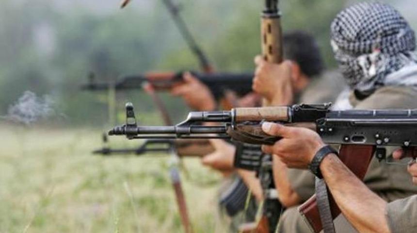 Diyarbakır'da güvenlik personeline saldıran 3 terörist öldürüldü