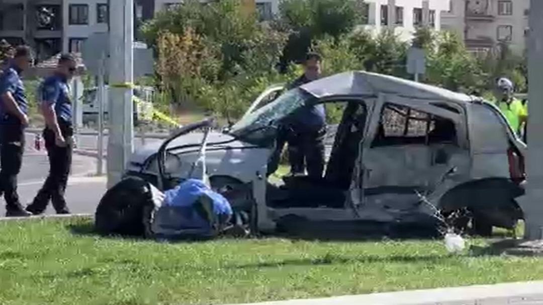 3 kişinin &ouml;ld&uuml;ğ&uuml; kazada s&uuml;r&uuml;c&uuml;: "Fren yapmama rağmen aracı durduramadım" 2