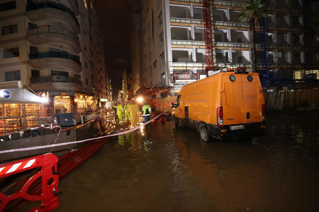 İzmir&rsquo;de deniz seviyesi 85 santimetre y&uuml;kseldi! Ekipler harekete ge&ccedil;ti 1