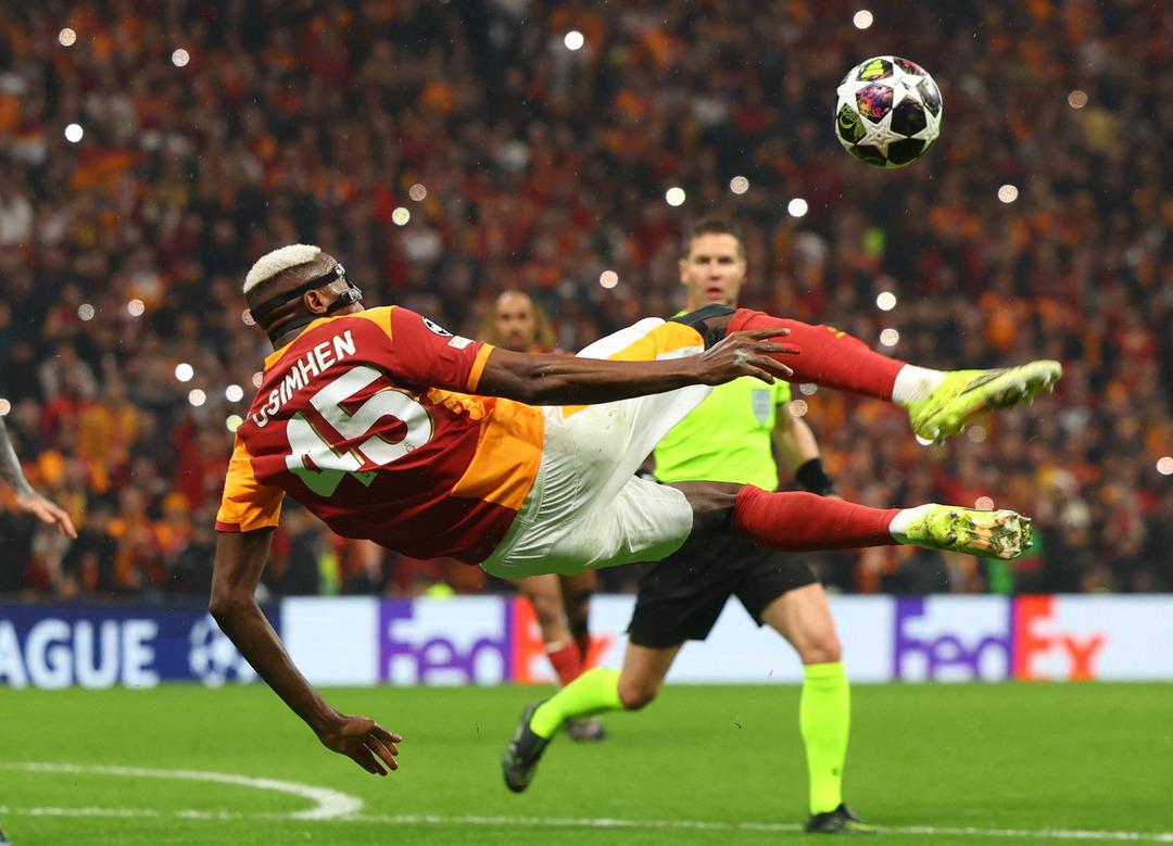 Tarihte bir ilk, İtalyanlar şokta! Avrupa Fatihi Galatasaray &Ccedil;izme ekibini 5 golle sahaya g&ouml;md&uuml;! 1