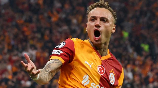 Tarihte bir ilk, İtalyanlar şokta! Avrupa Fatihi Galatasaray Çizme ekibini 5 golle sahaya gömdü!