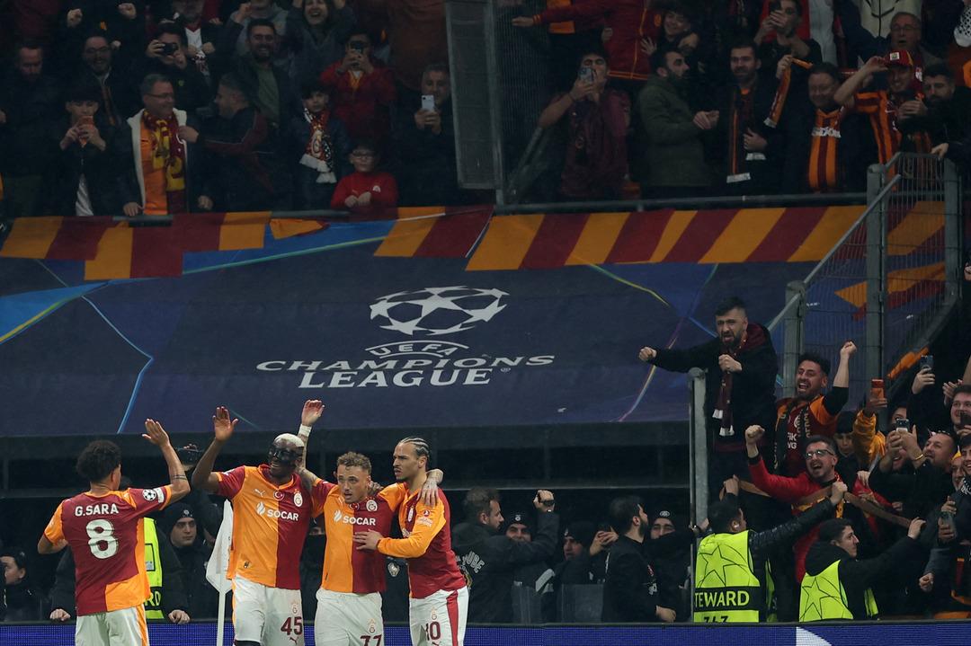 Galatasaray dan Juventus a 5 goll&uuml; tokat: Tam 63 yıllık efsane seri! 2