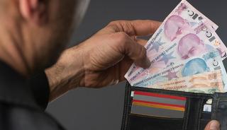 Bunları c&uuml;zdanda taşımayın: Uzmanlardan uyarı geldi