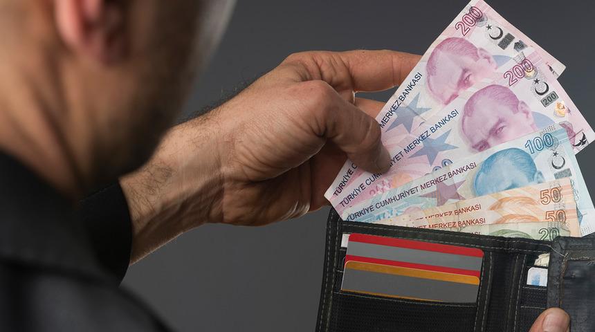 Bunları c&uuml;zdanda taşımayın: Uzmanlardan uyarı geldi