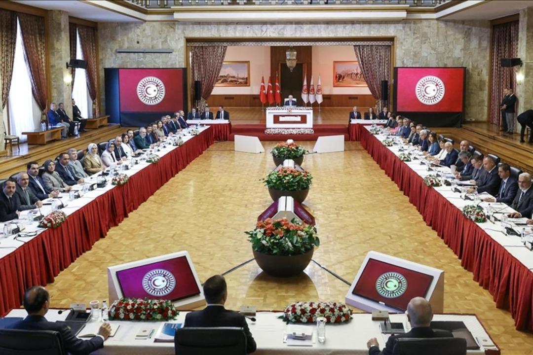 Ter&ouml;rs&uuml;z T&uuml;rkiye s&uuml;recinde kritik g&uuml;n! 60 sayfalık rapor tamam, bug&uuml;n oylanacak 3