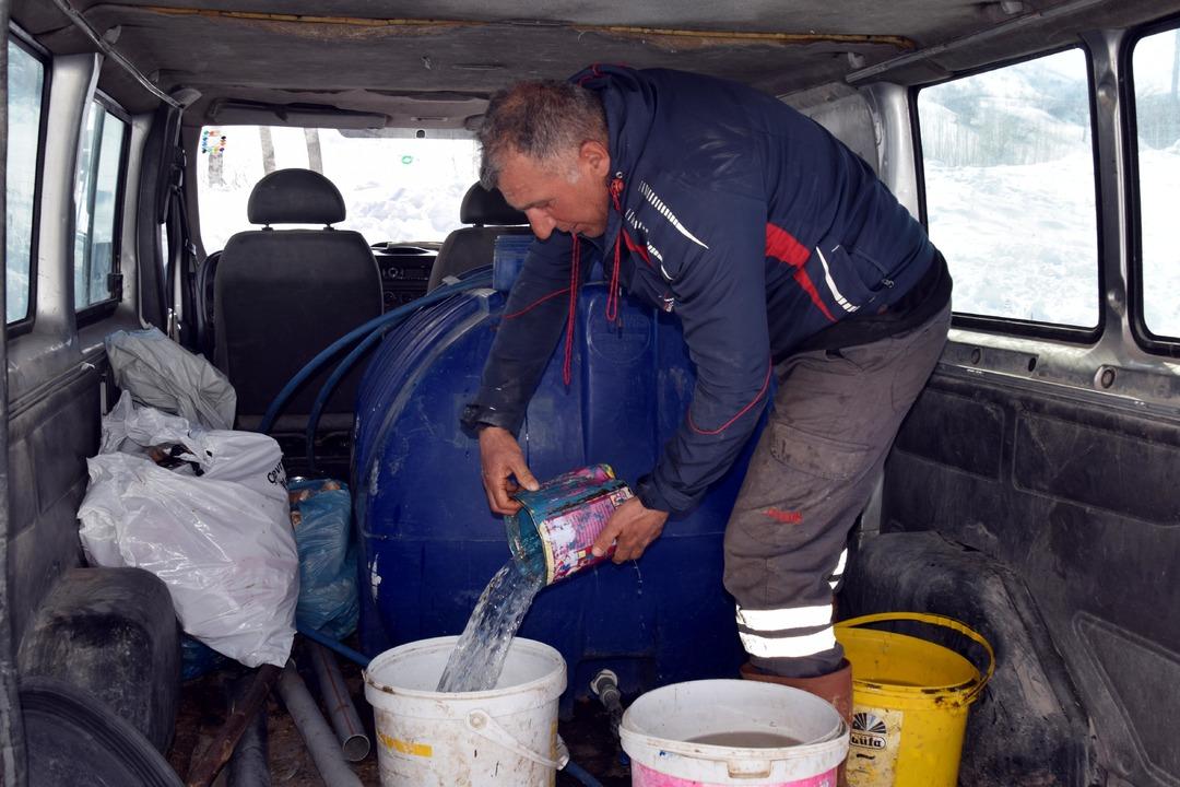 İstanbul dan k&ouml;y&uuml;ne d&ouml;n&uuml;p mahallede kurdu: 4 yılda 100 den 680 e &ccedil;ıkardı 7