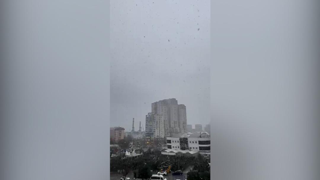 İstanbul da kar yağışı başladı! İşte ilk g&ouml;r&uuml;nt&uuml;ler... 8