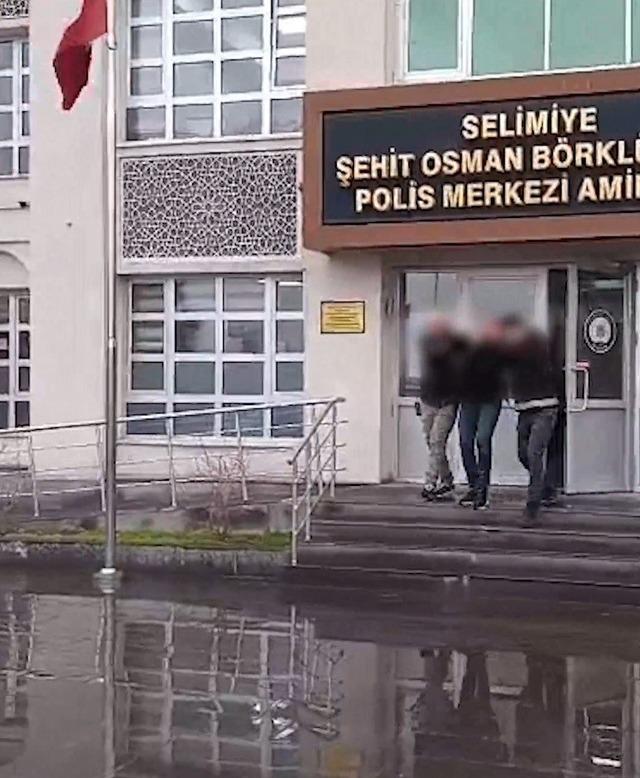 Eniştesinin evini kurşunlayan ş&uuml;pheli yakalandı 3