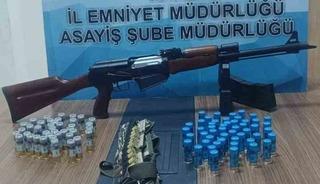 Kars&rsquo;ta silah ve m&uuml;himmat ele ge&ccedil;irildi