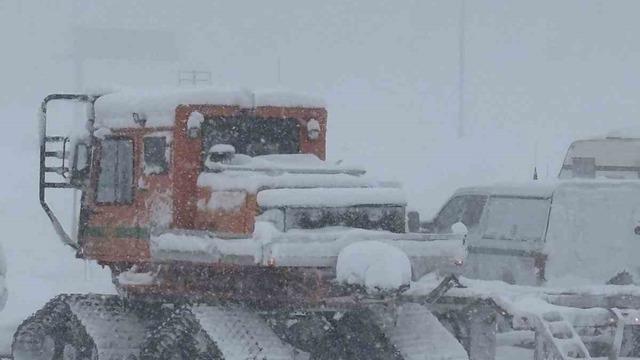 ABD’de çığ kayakçıları yuttu: 10 kayıp