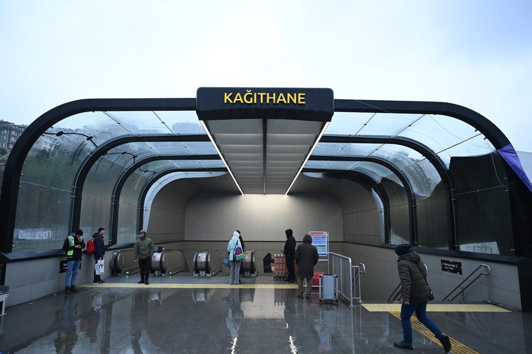 T&uuml;rkiye nin en hızlı metrosundan yeni rekor geldi! Bakan Uraloğlu tarihi duyurdu 3