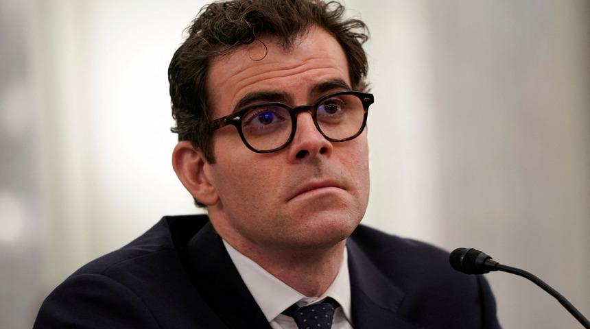 Instagram'ın patronundan tartışma yaratan savunma: "16 saat kullanım bağımlılık değil"