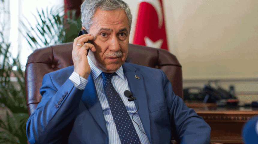 Bülent Arınç'a büyük şok! Hesabından cinsel içerikli paylaşım yapıldı