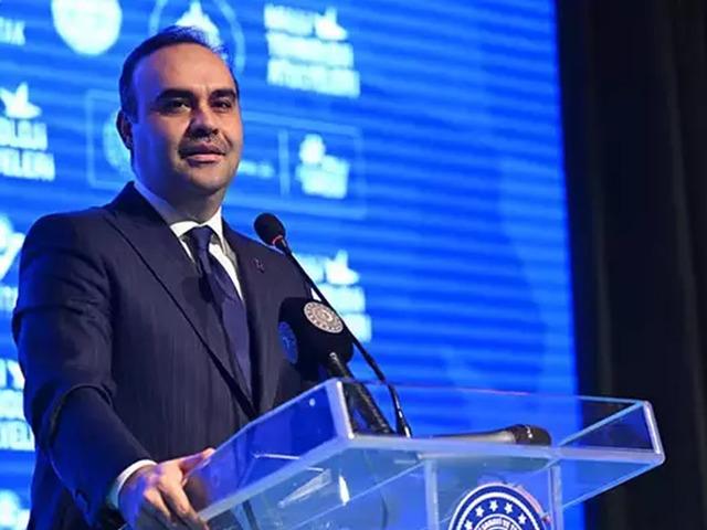 Bakan Kacır duyurdu: '50 bine yakın &uuml;r&uuml;n&uuml;n fiyat bilgisi tek platformda'