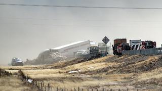 Kum fırtınası zincirleme kazaya yol açtı: 4 ölü, 29 yaralı!