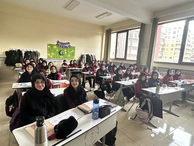 Konya ve &ccedil;evre illerde &ouml;ğrenciler okullarında "Ramazan Sokağı" oluşturdu 2