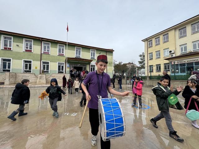 Konya ve &ccedil;evre illerde &ouml;ğrenciler okullarında "Ramazan Sokağı" oluşturdu 5