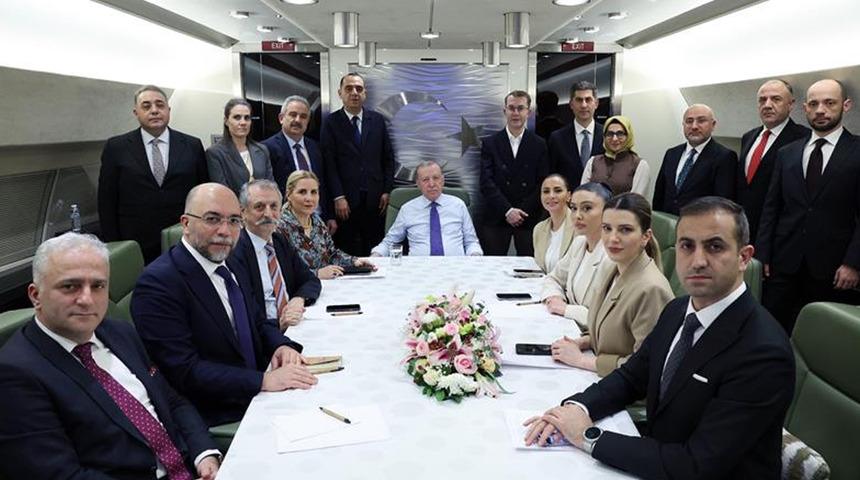 Cumhurbaşkanı Erdoğan, 'Meydanı bırakmayacağız' diyerek CHP'ye tepki g&ouml;sterdi: "İ&ccedil;ine d&uuml;şt&uuml;ğ&uuml; durum karmakarışık"